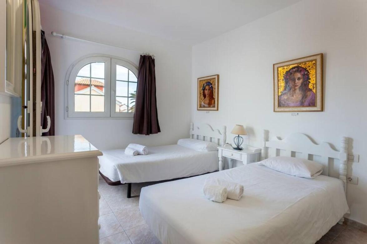 Coralejo Beach Villa Agua With Private Pool, Bbq & Fast Wifi By Amazzzing Travel Corralejo Exteriör bild